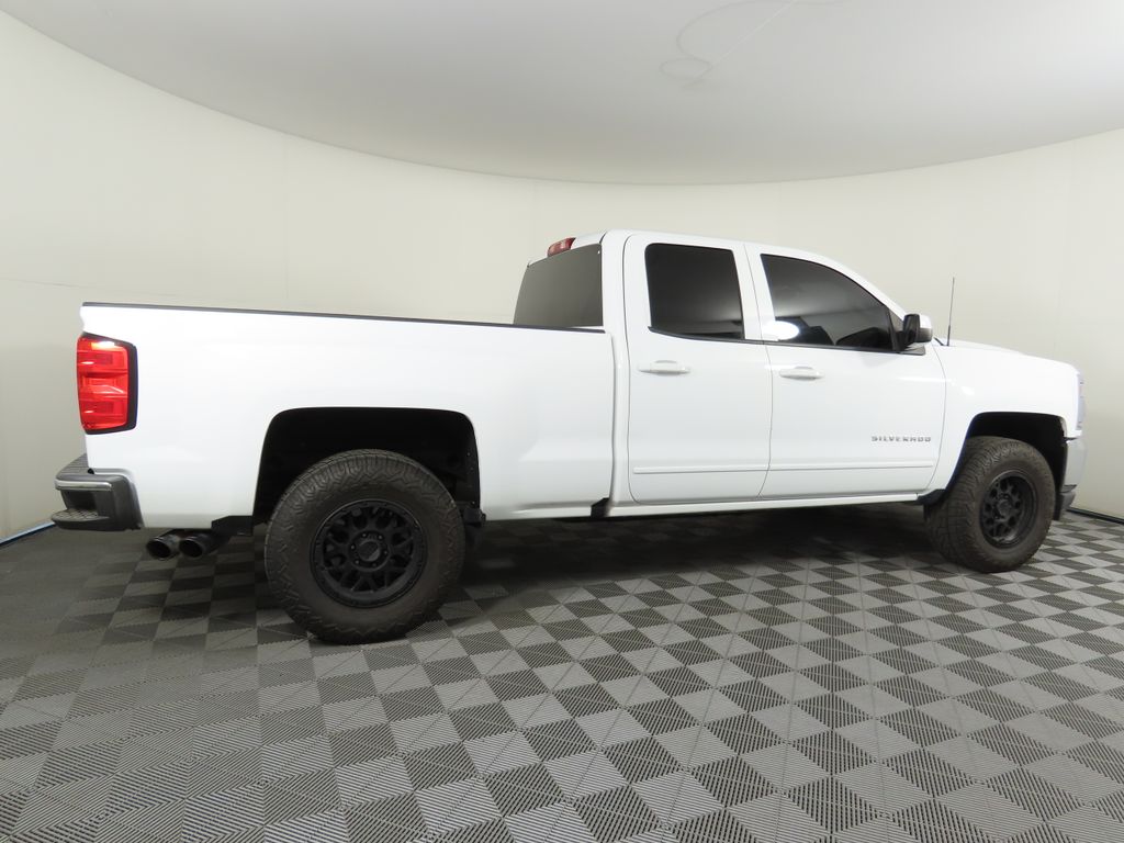 2018 Chevrolet Silverado 1500 LT 4