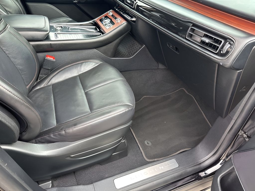 Used Car 2022 Lincoln Aviator  Reserve For Sale Under $50,000 In Austin, Texas