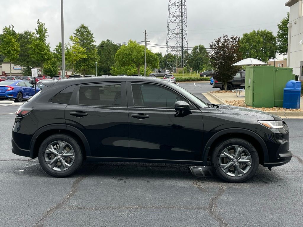 Thumbnail: 2026 Honda HR-V - 7