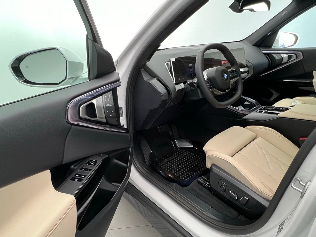 Thumbnail: 2026 BMW X3 - 20