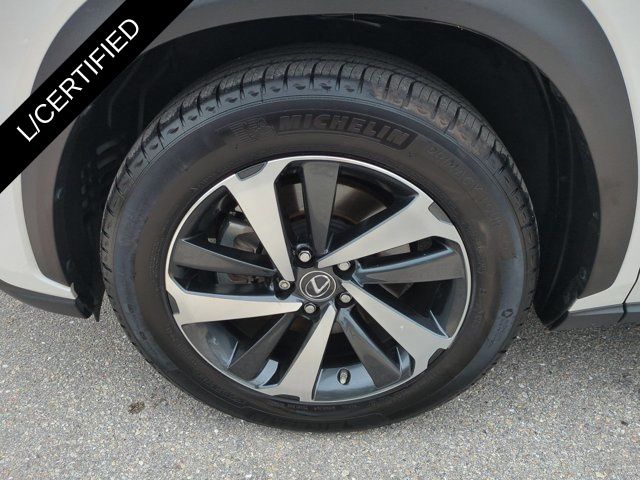 Certified Used 2021 White Lexus 300h image 11
