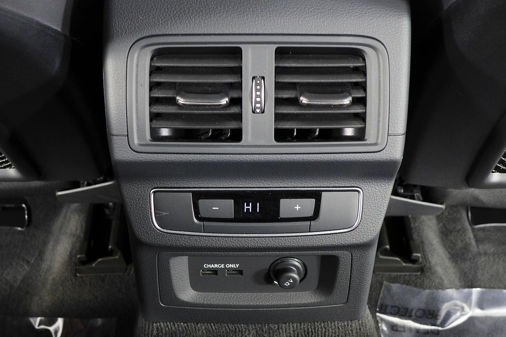 Thumbnail: 2024 Audi Q5 - 24