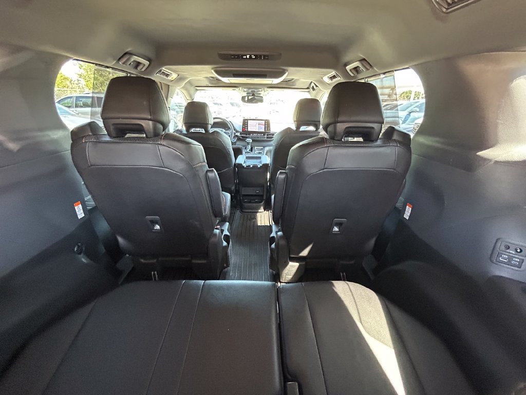 Used 2024 Toyota Sienna Van
