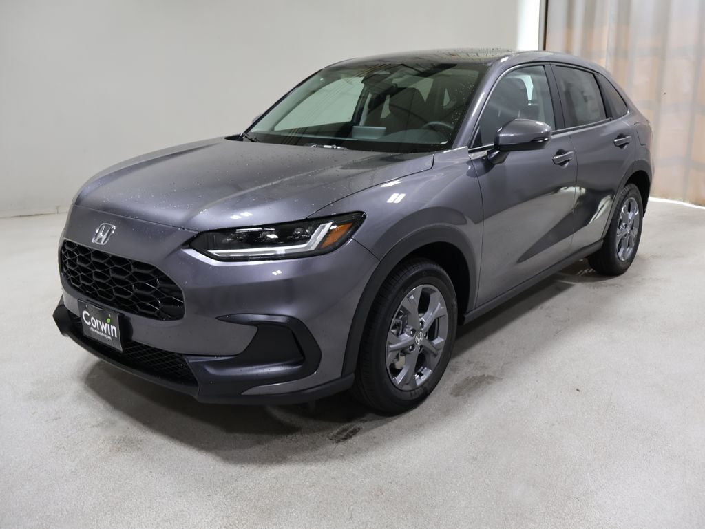 View vehicle photo 3