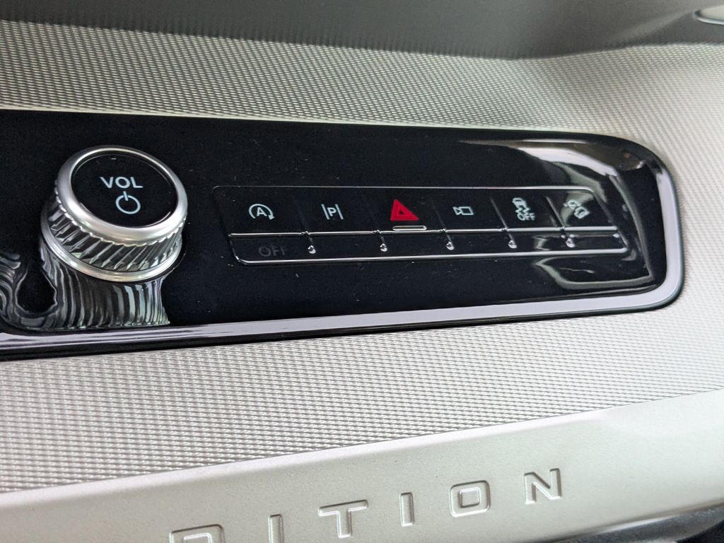 2025 Ford Expedition Active MAX