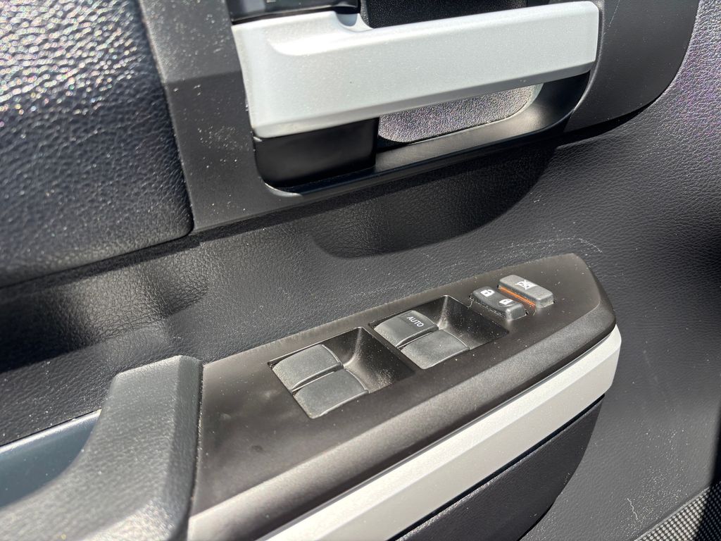 Used Car 2019 Toyota Tundra  Sr5 For Sale Under $40,000 In Austin, Texas