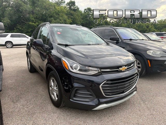 Midnight Blue Metallic 2022 Chevrolet Trax LT FWD SUV / Crossover Front-Wheel Drive 6-Speed Automatic