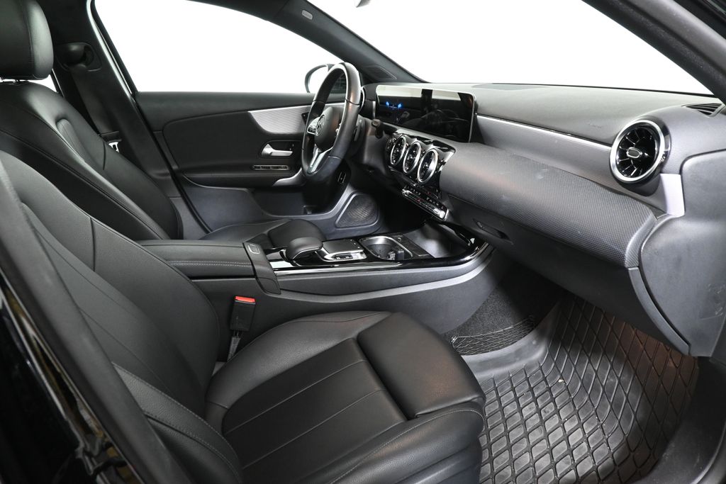 Thumbnail: 2020 Mercedes-Benz A-Class - 25