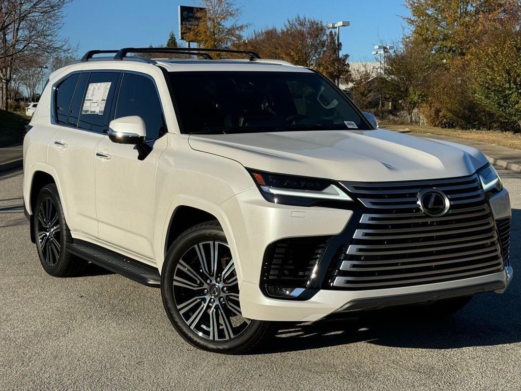 2024 Lexus LX 600 Luxury 2