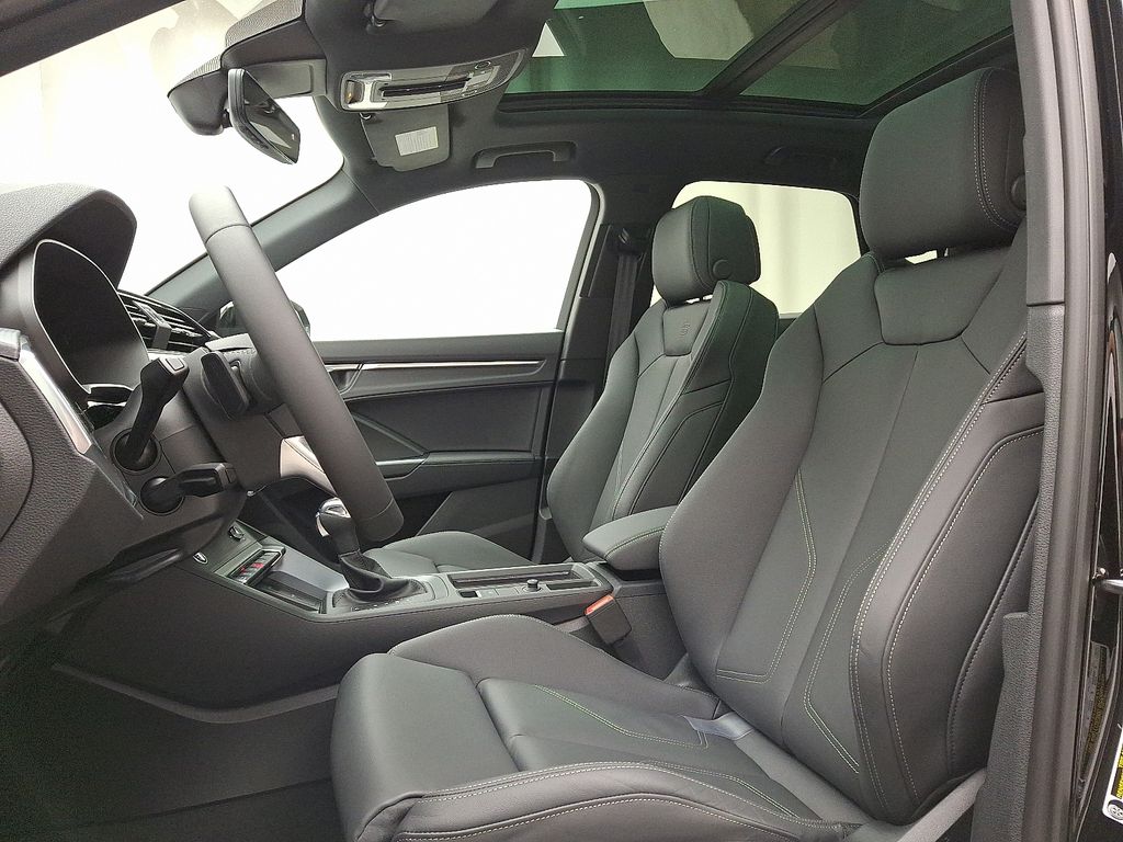 2025 Audi Q3  8