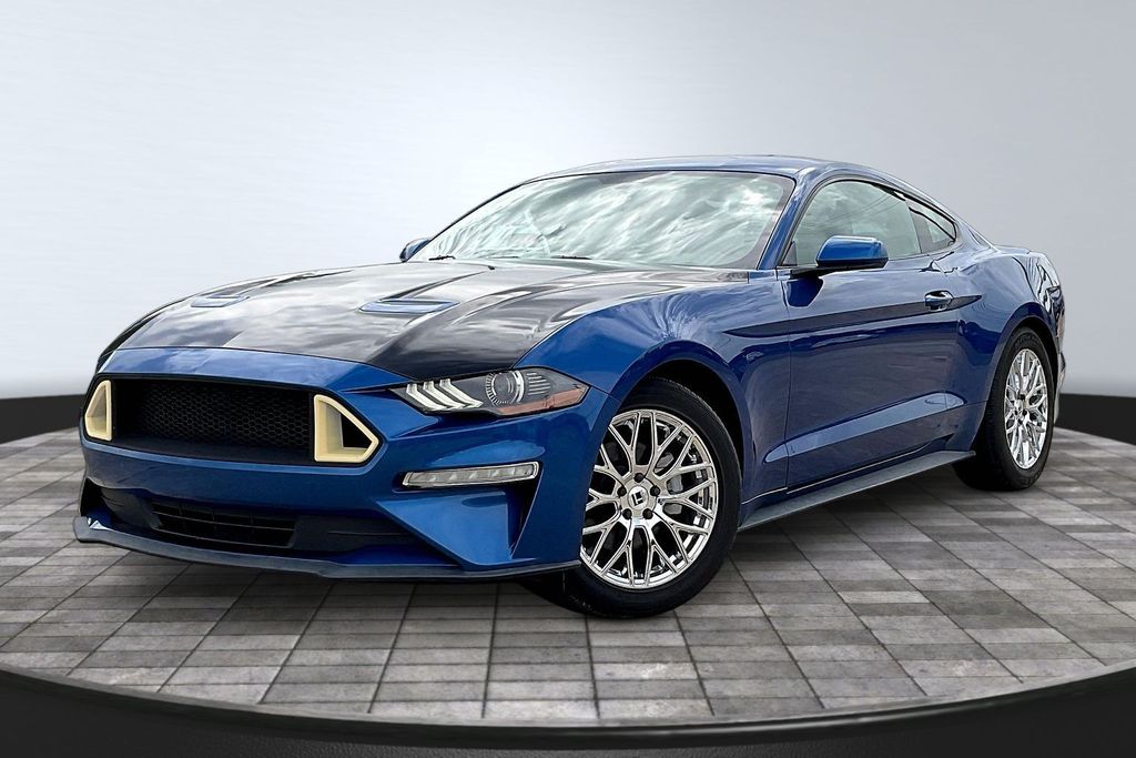 2018 Ford Mustang EcoBoost Coupe RWD   