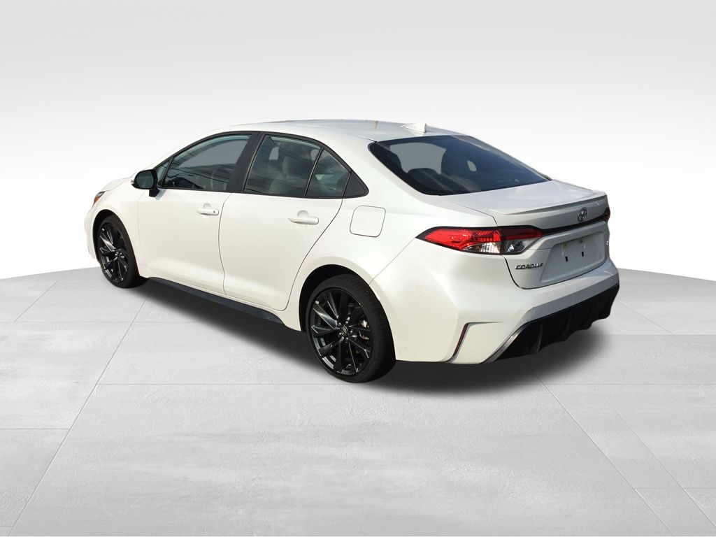 Thumbnail: 2024 Toyota Corolla - 3