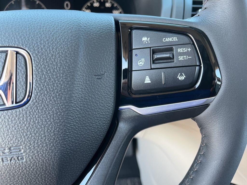 Thumbnail: 2025 Honda Odyssey - 22