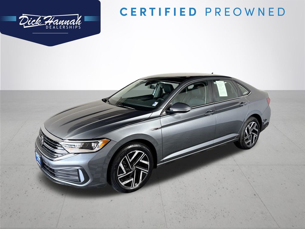 Platinum Gray Metallic 2024 Volkswagen Jetta Sedan Front-Wheel Drive 8-Speed Automatic