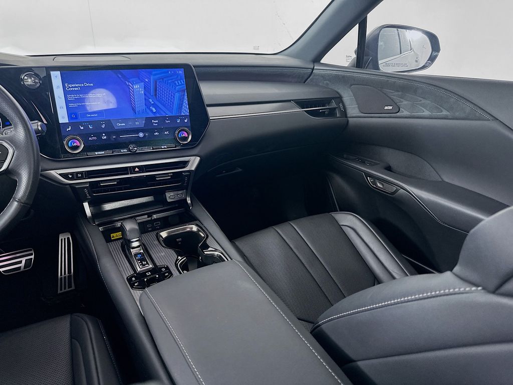 Thumbnail: 2023 Lexus RX - 24