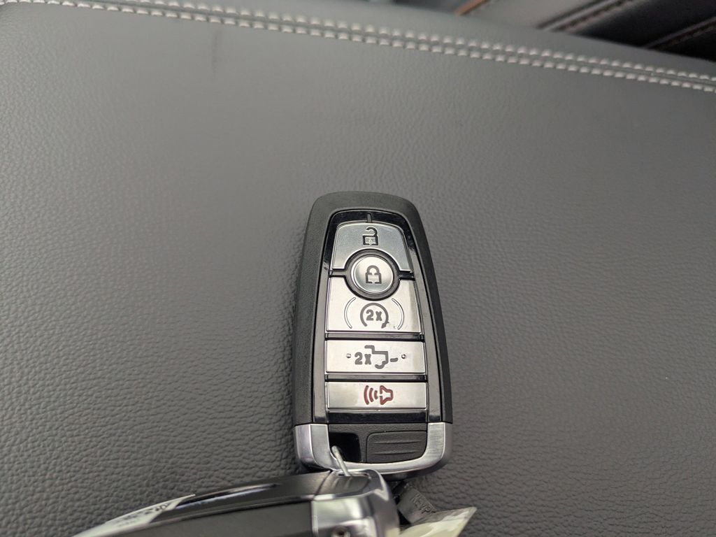 2026 Ford F-250 Super Duty LARIAT