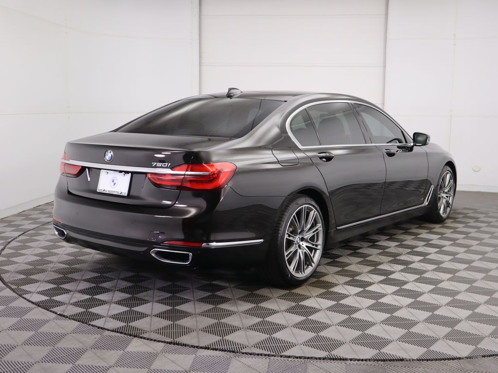 Thumbnail: 2019 BMW 7 Series - 5