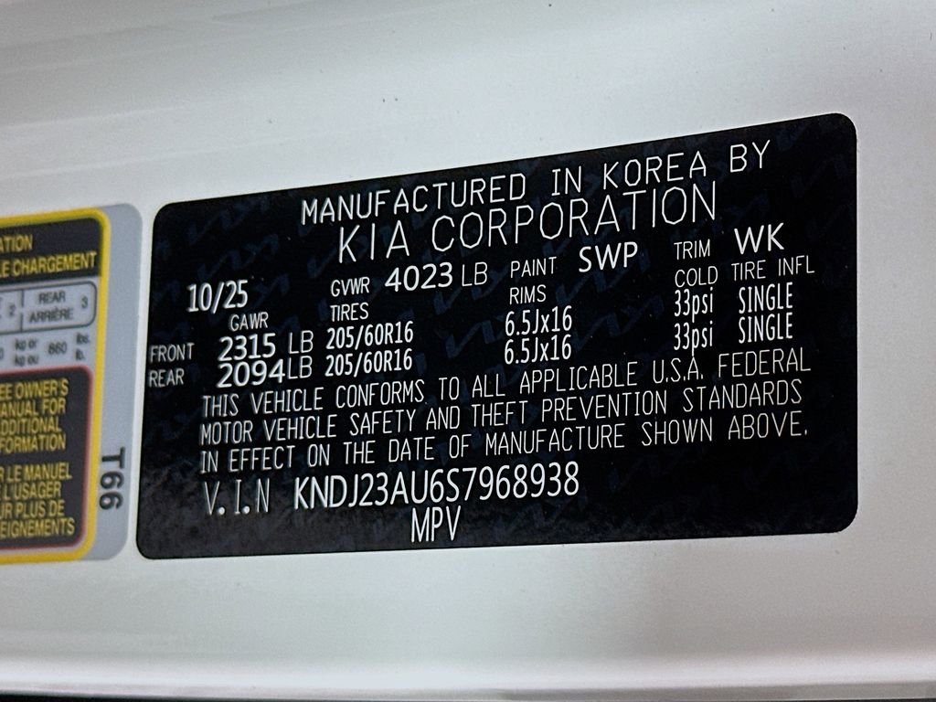 2025 Kia Soul LX - Photo 30