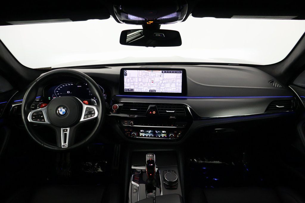 Thumbnail: 2023 BMW M5 - 8