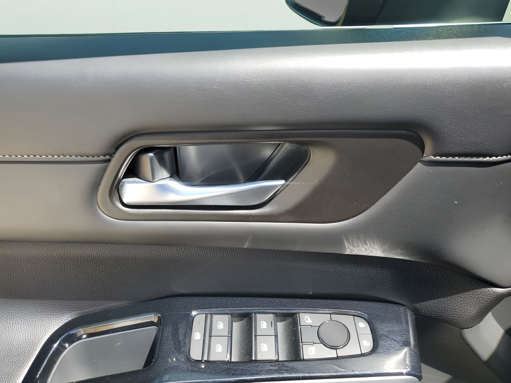Used Car 2023 Nissan Pathfinder  Sl For Sale Under $35,000 In Austin, Texas
