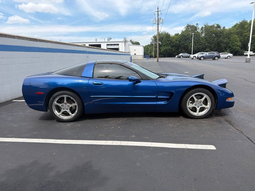 Thumbnail: 2002 Chevrolet Corvette - 6