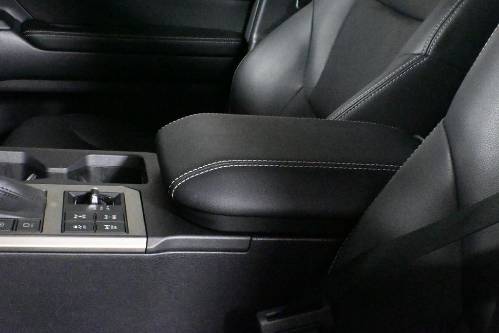 Thumbnail: 2024 Toyota Land Cruiser - 26