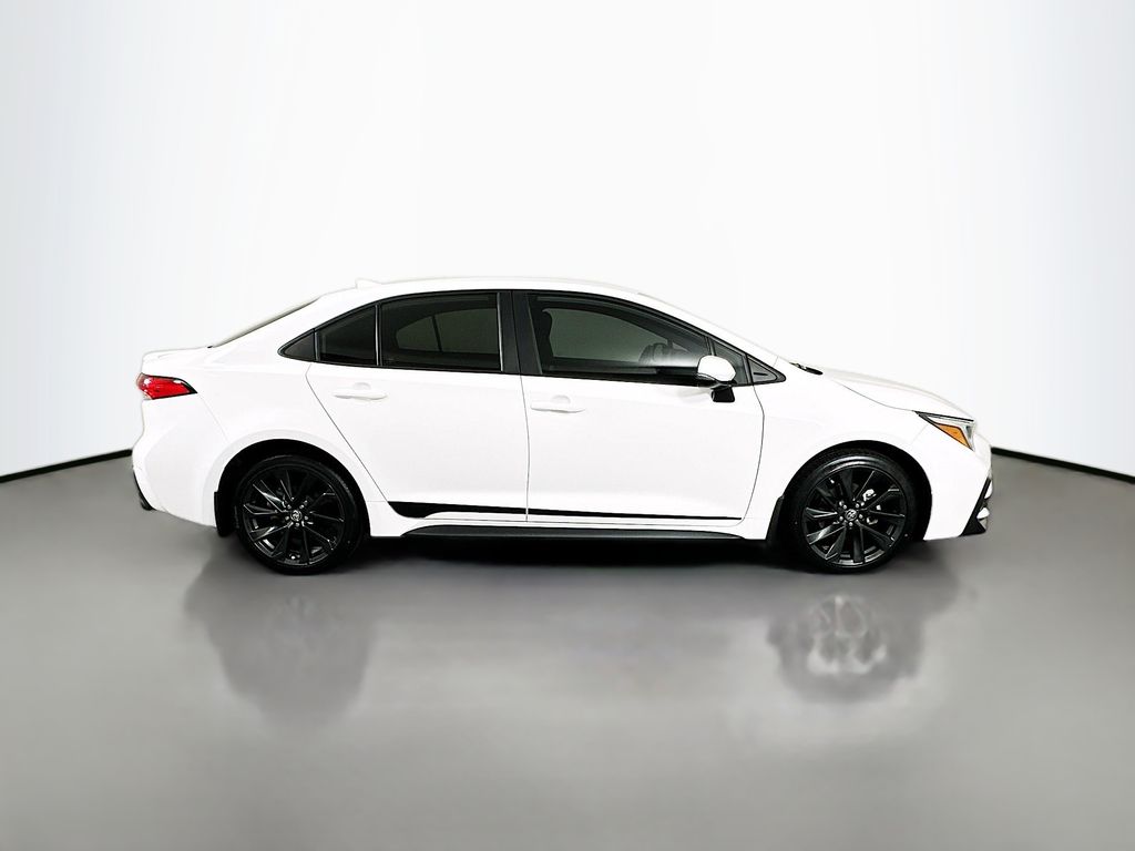 Thumbnail: 2023 Toyota Corolla - 4