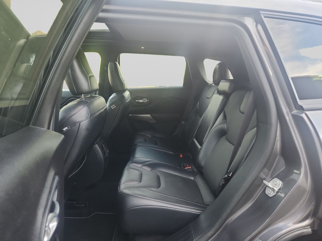 2021 Jeep Cherokee Latitude Lux Gray at Subaru and VW of Moon Township