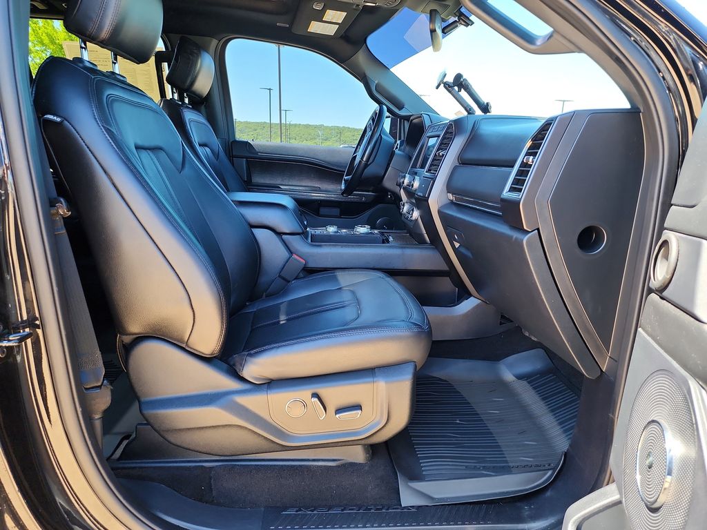 2020 Ford Expedition Limited photo