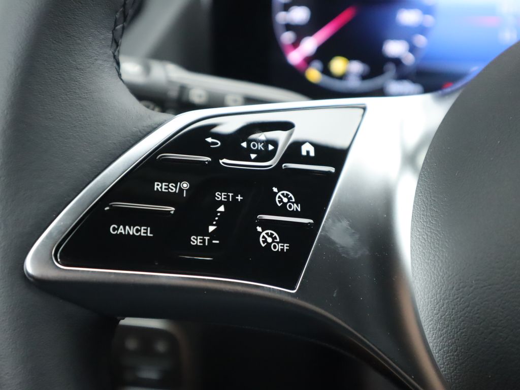 Thumbnail: 2025 Mercedes-Benz GLA - 11