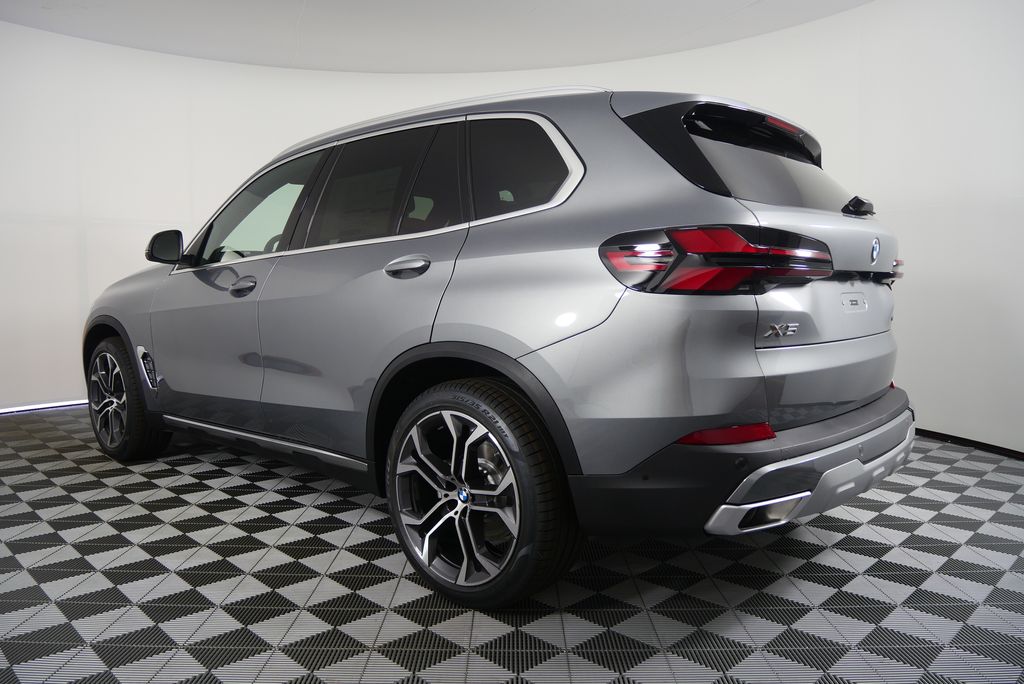 2026 BMW X5 xDrive40i 5