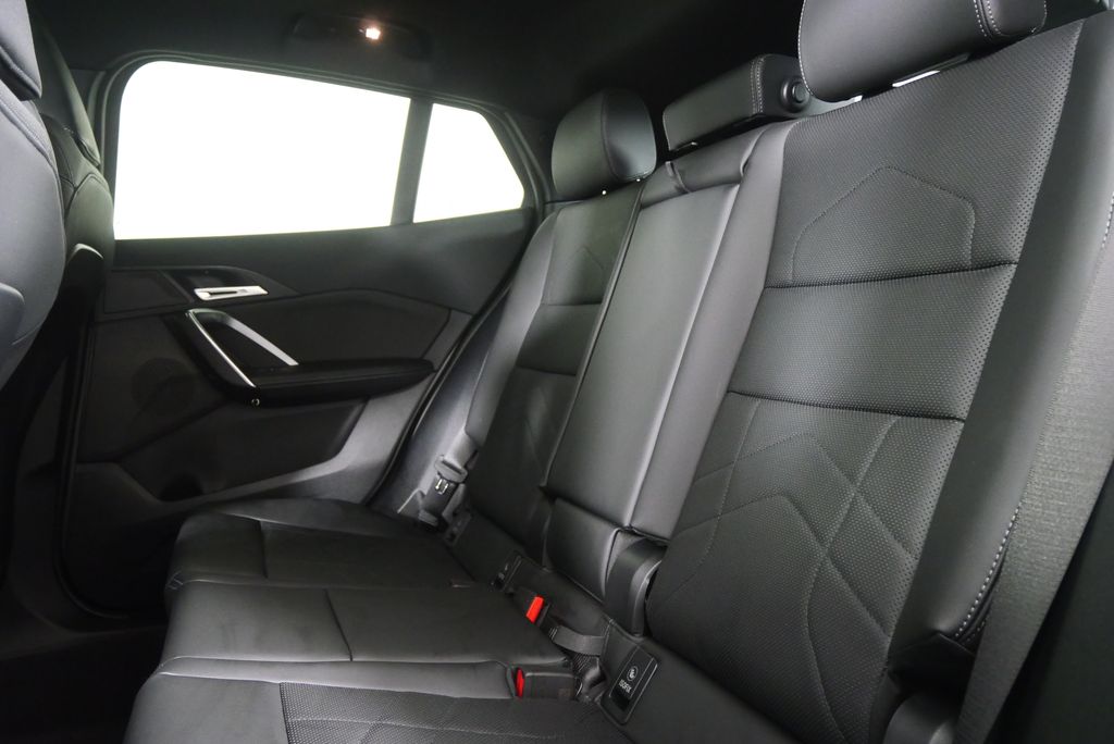 Thumbnail: 2025 BMW X2 - 15