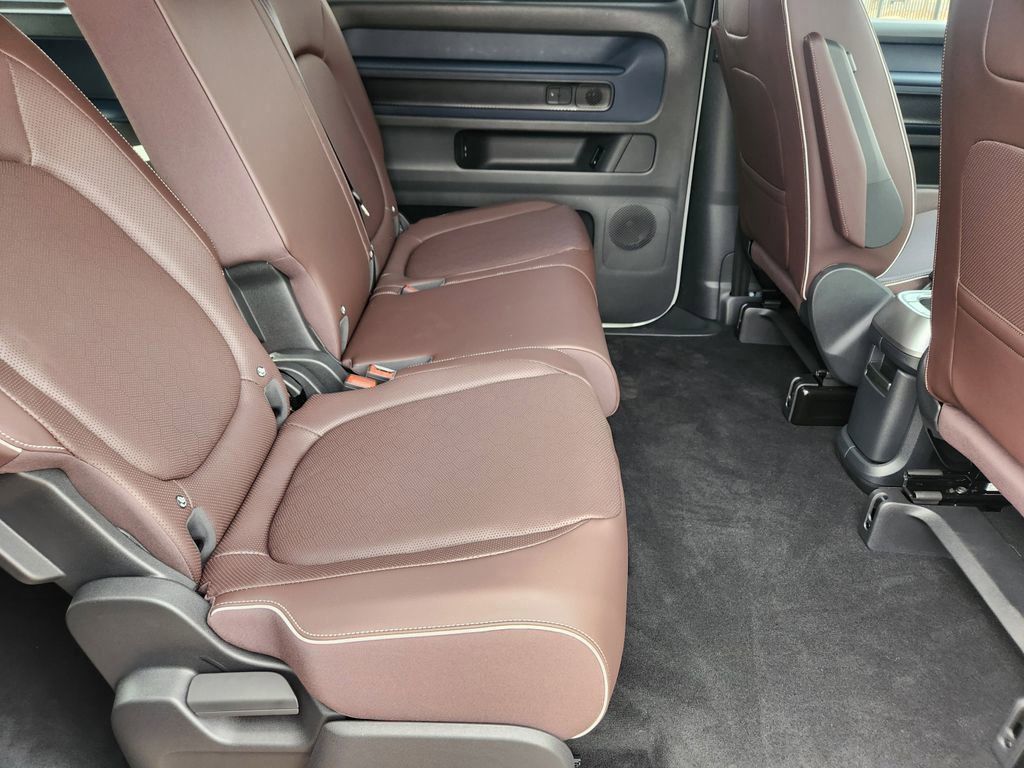 2025 Volkswagen ID. Buzz PRO S - Photo 18