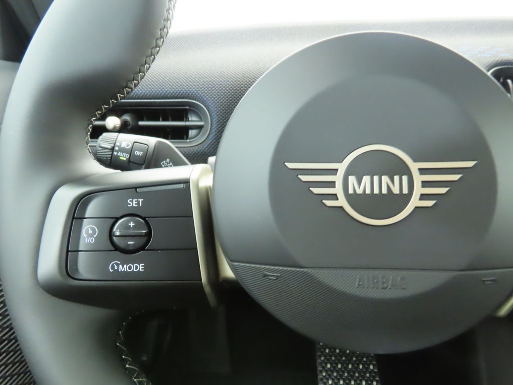 Certified Used 2026 White MINI Signature Plus image 12