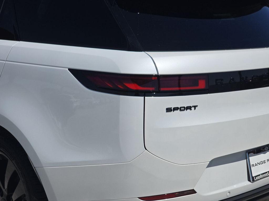 New 2026 White Land Rover Dynamic SE image 36