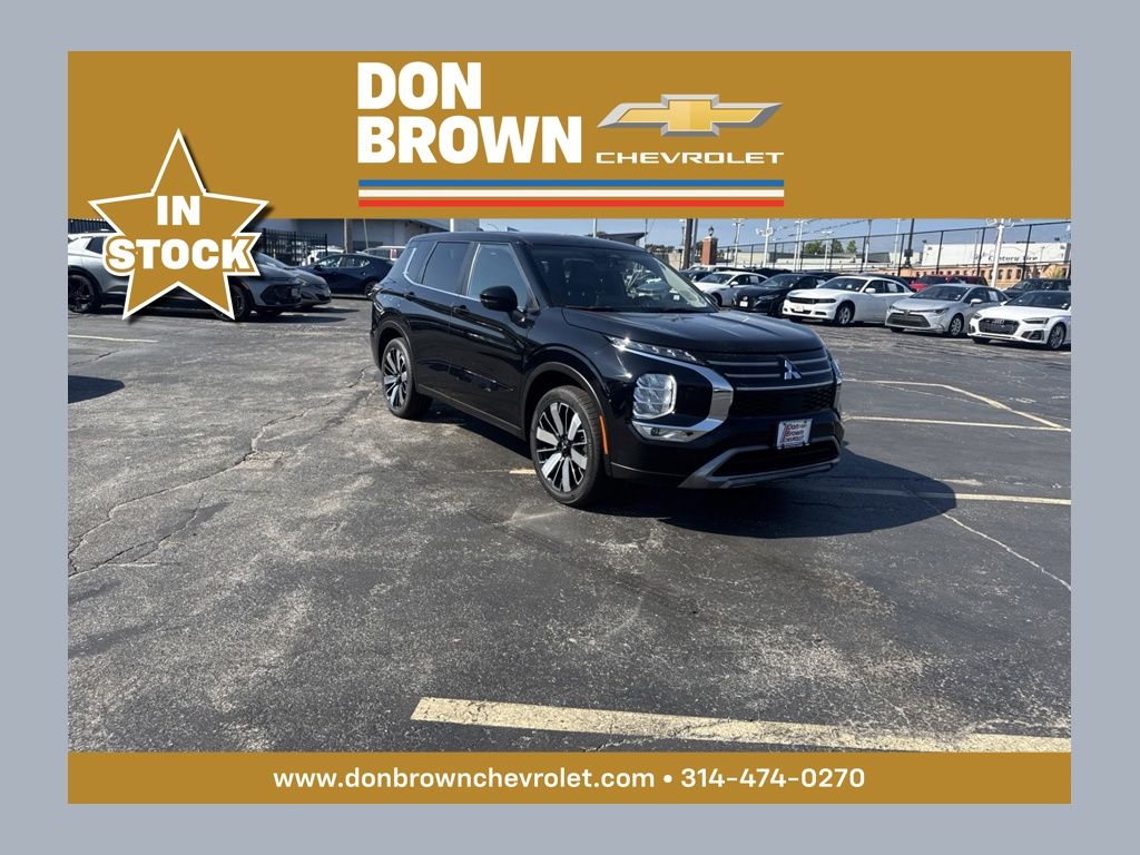 Black Diamond 2025 Mitsubishi Outlander SUV / Crossover Front-Wheel Drive Continuously Variable Transmission