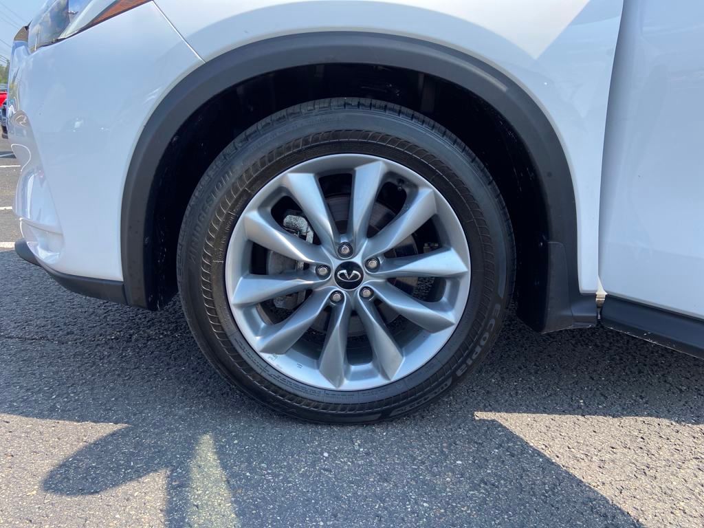 2022 INFINITI QX50 LUXE - 8