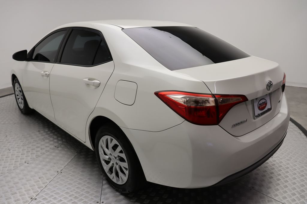 Thumbnail: 2017 Toyota Corolla - 11