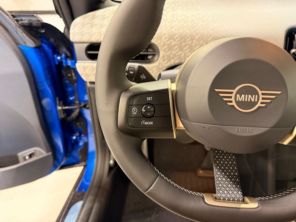 Thumbnail: 2026 MINI Cooper - 13