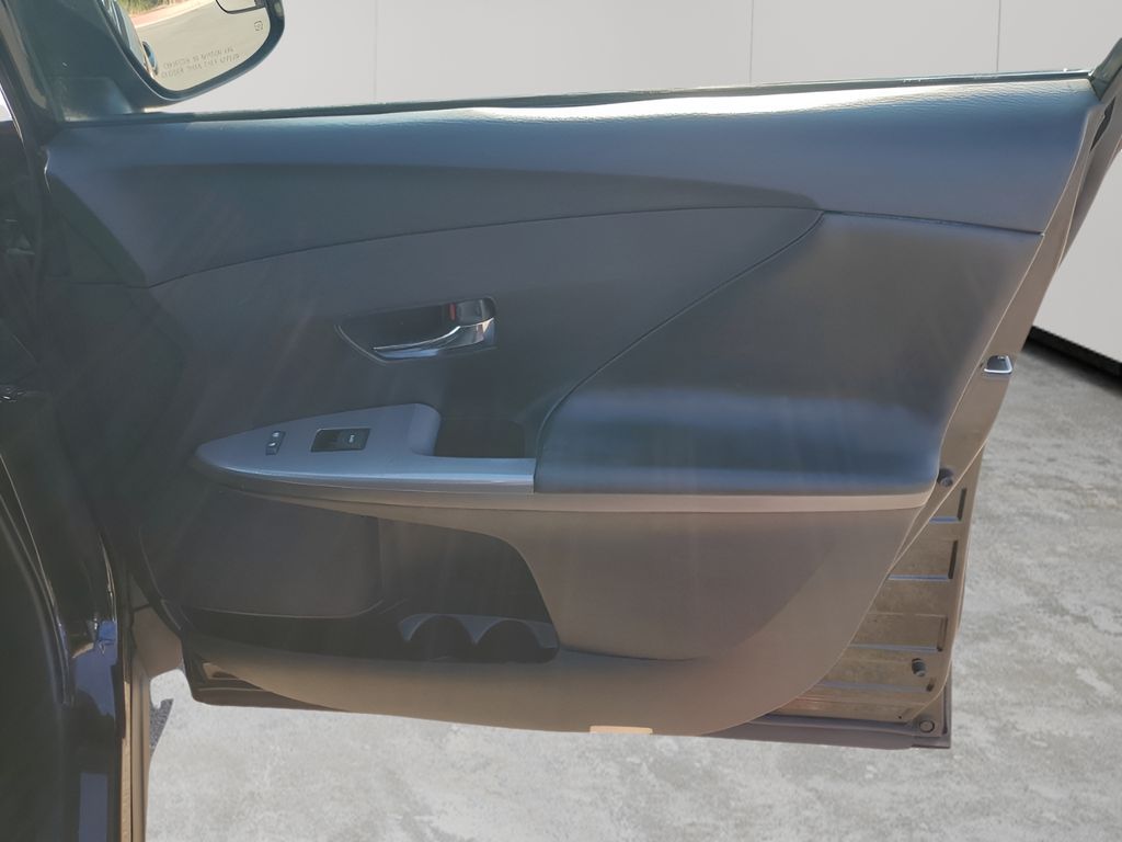 Used Car 2013 Toyota Venza  Le For Sale Under $15,000 In Austin, Texas