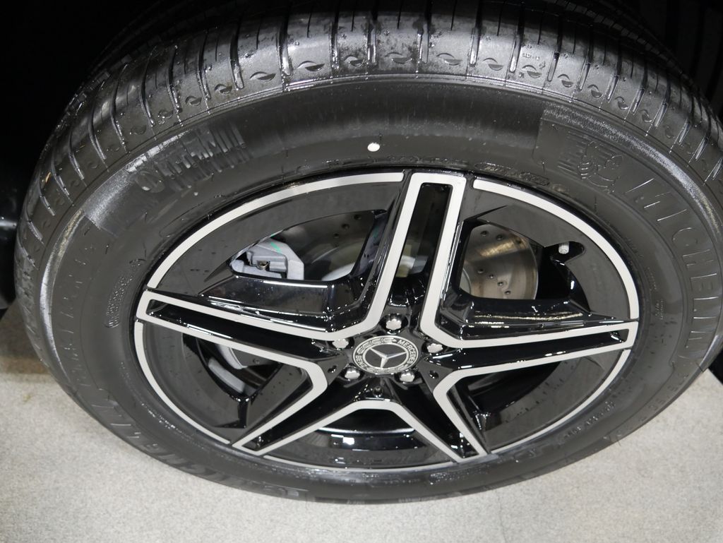 Thumbnail: 2026 Mercedes-Benz GLE - 15