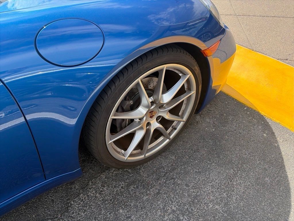 Thumbnail: 2014 Porsche 911 - 19