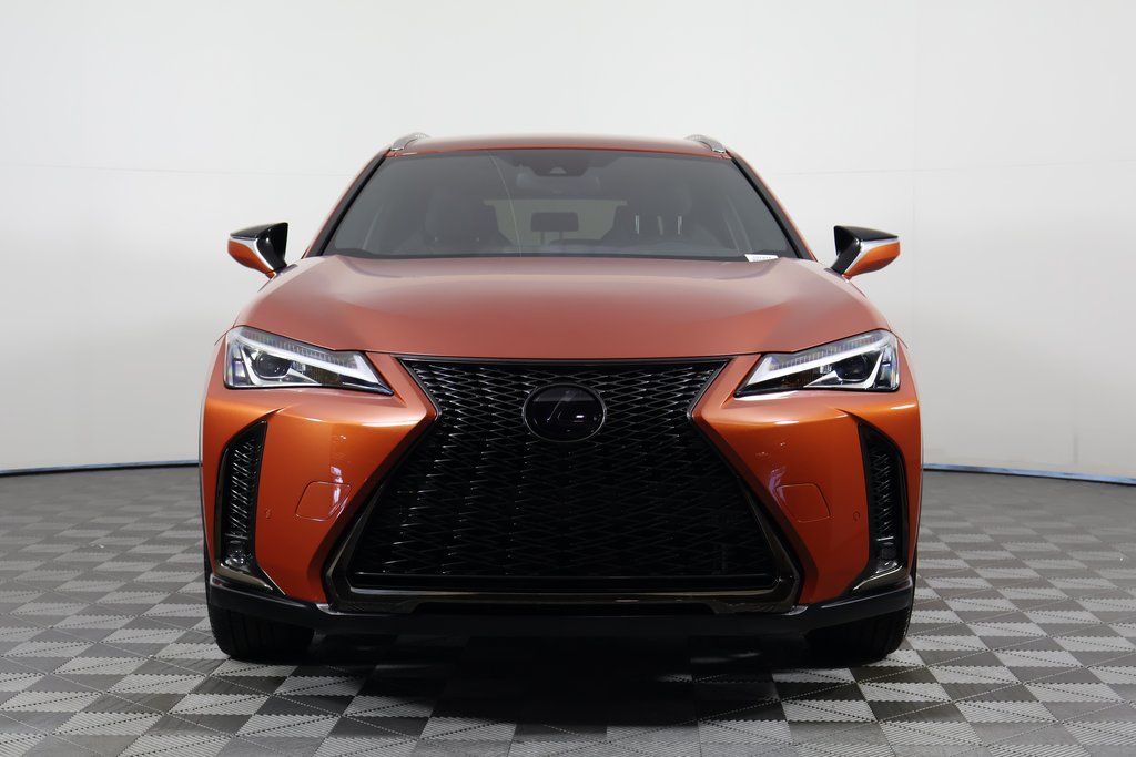 Thumbnail: 2021 Lexus UX - 2