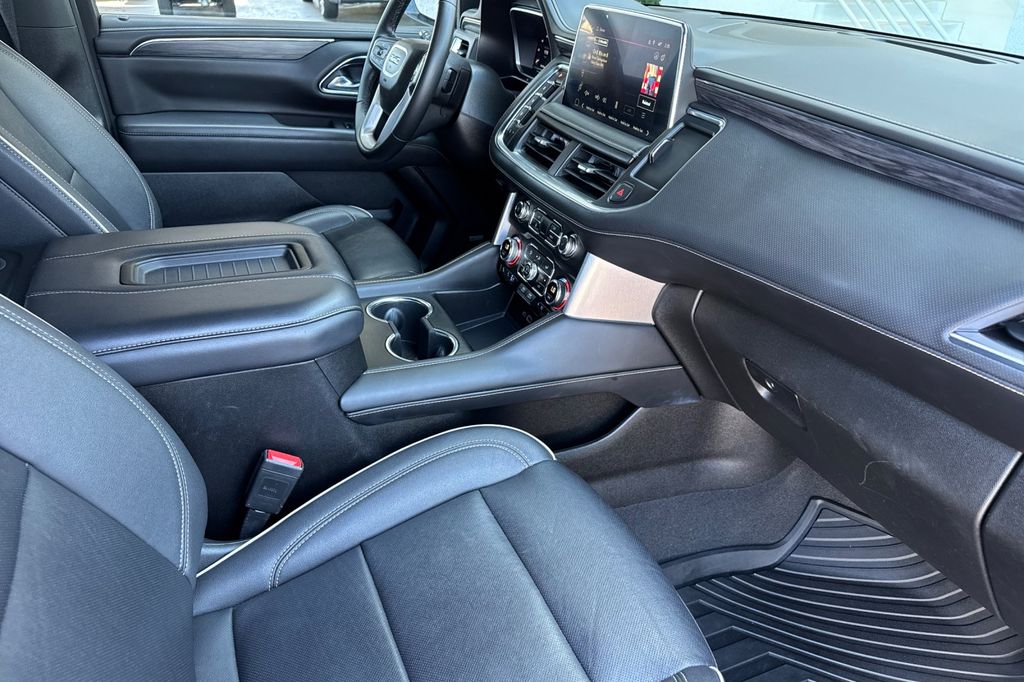 used 2023 GMC Yukon car, priced at $53,935