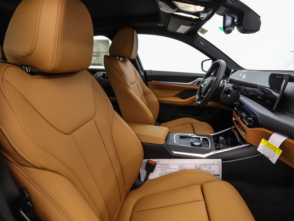 Thumbnail: 2026 BMW i4 - 31