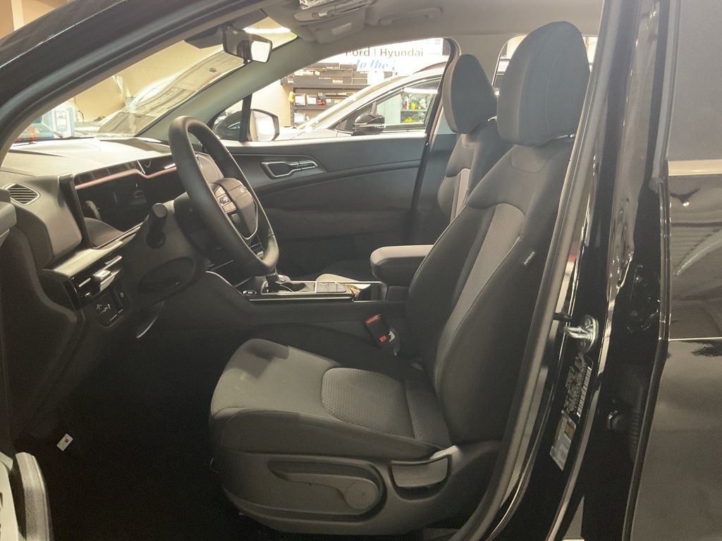 New 2026 Black Kia LX image 7
