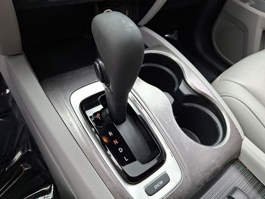 Thumbnail: 2016 Honda Pilot - 16