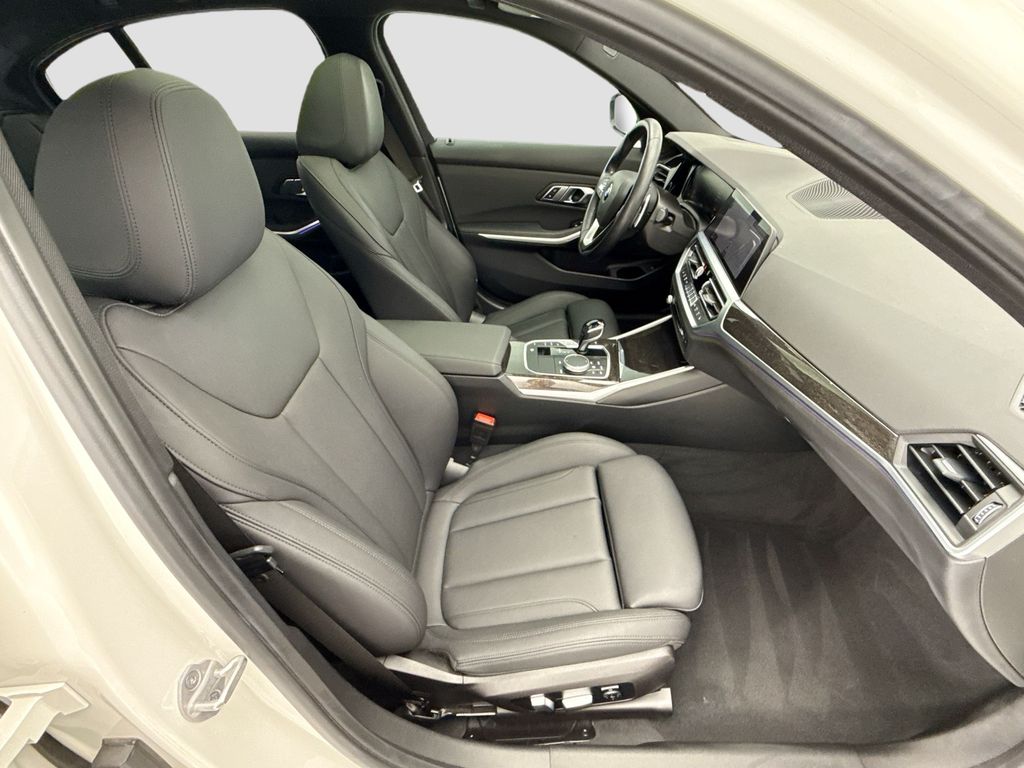 Thumbnail: 2021 BMW 3 Series - 19