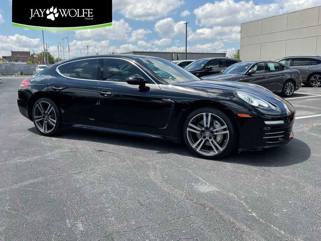  2014 Porsche Panamera 4S   