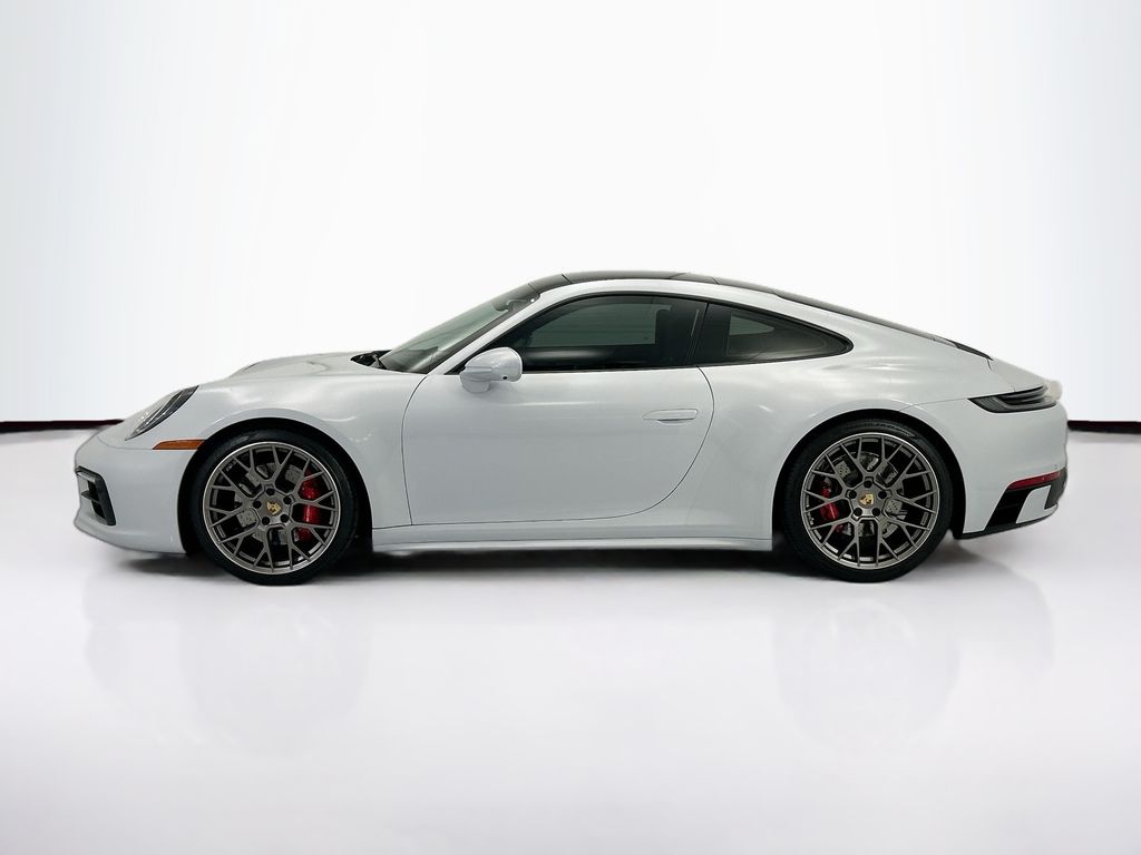 Thumbnail: 2024 Porsche 911 - 2